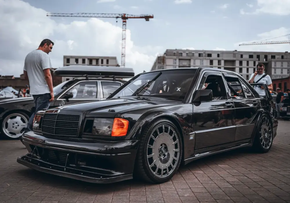 Mercedes 190 Evo body kit: Przewodnik po cenach, montażu i stylizacji