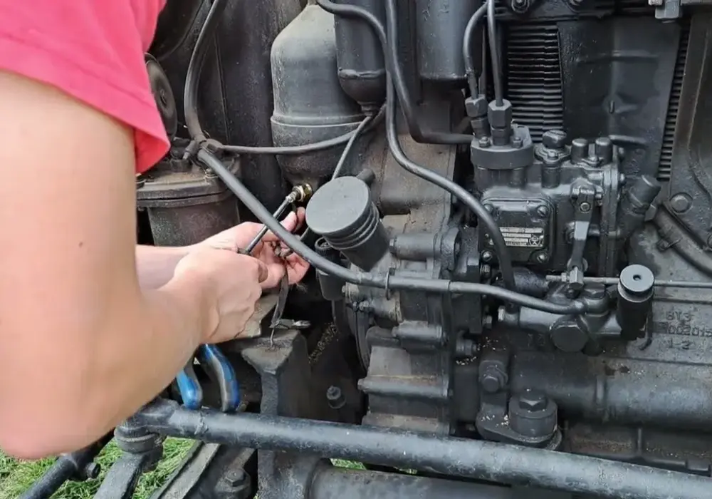 Co ile motogodzin wymiana oleju T25? Kluczowe informacje dla użytkowników