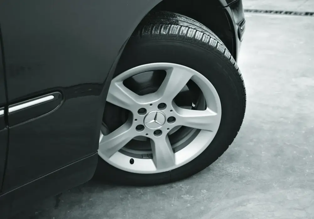 Jakie śruby do felg aluminiowych Opel Astra G? Sprawdź istotne informacje