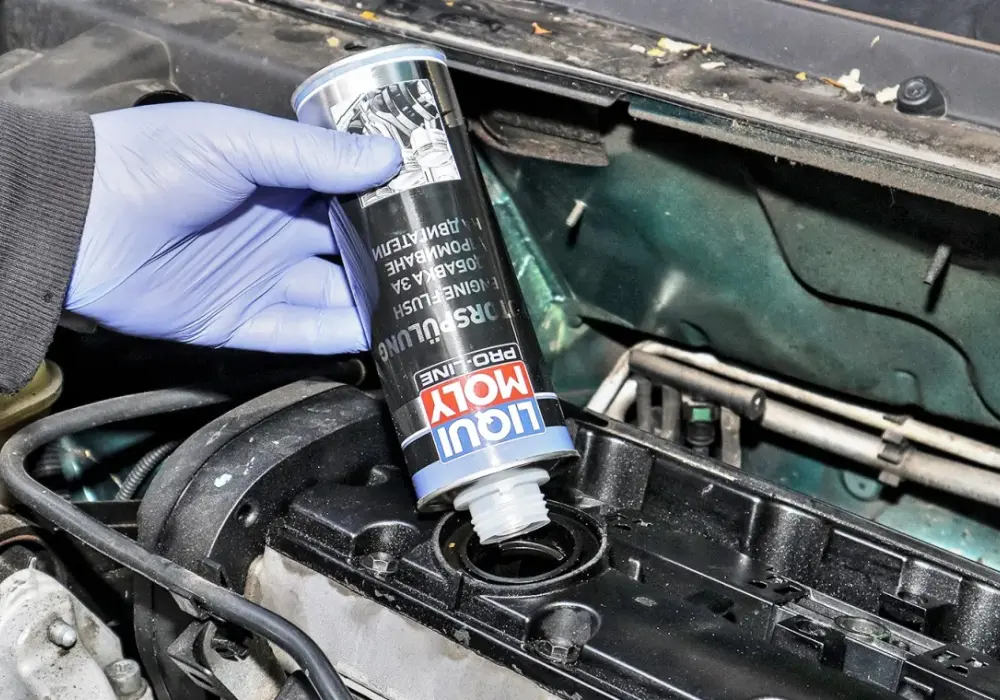 Płukanka Motul – jak skutecznie oczyścić silnik i uniknąć problemów?
