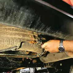 Jak łatwo zdjąć koło zapasowe w Peugeot Boxer – krok po kroku bez problemów