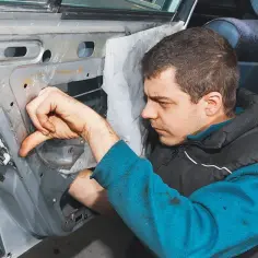 Jak naprawić centralny zamek Opel Meriva - uniknij kosztownych napraw