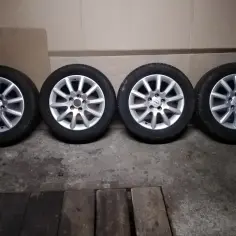 Jakie felgi do Opla Zafira A? Sprawdź najlepsze opcje i uniknij błędów!