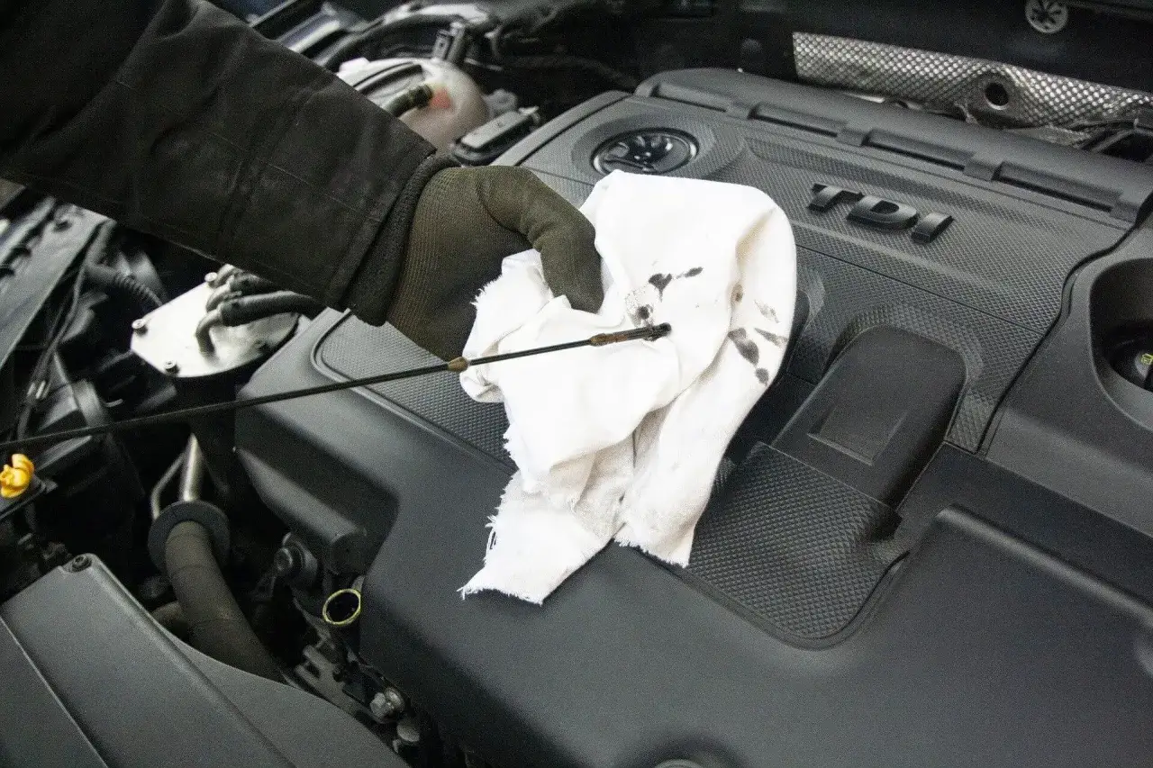 Zdjęcie Co ile wymiana oleju w dieslu 1.9 TDI? Kluczowe informacje dla kierowców
