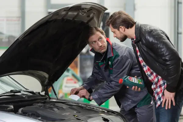 Wymiana oleju co 20 tys – czy to wystarczająco długo dla silnika?